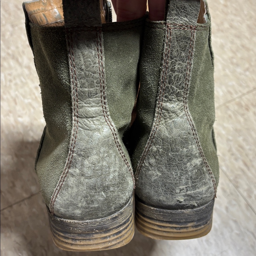 Naya Agave Vintage Suede with Leather Accent Boots In Navy Green - Women's 8M - Picture 9 of 10